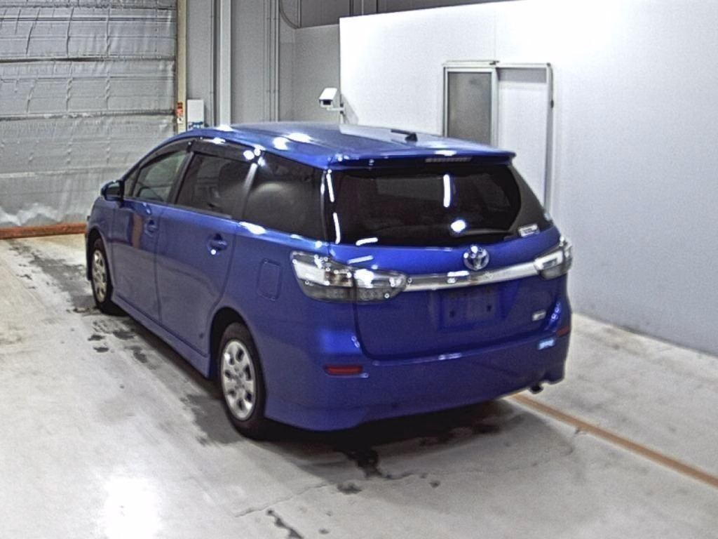 TOYOTA WISH