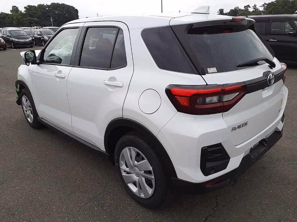 TOYOTA RAIZE