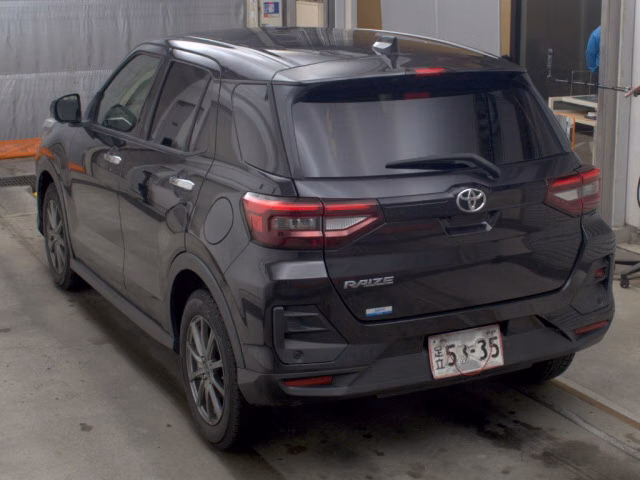 TOYOTA RAIZE