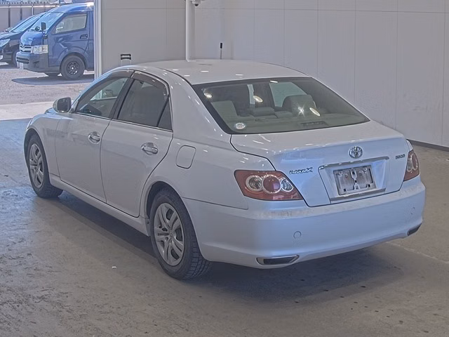 TOYOTA MARK X