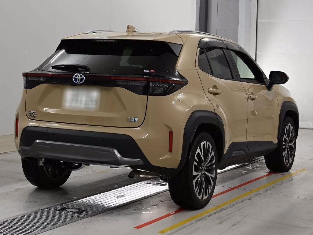 TOYOTA YARIS CROSS