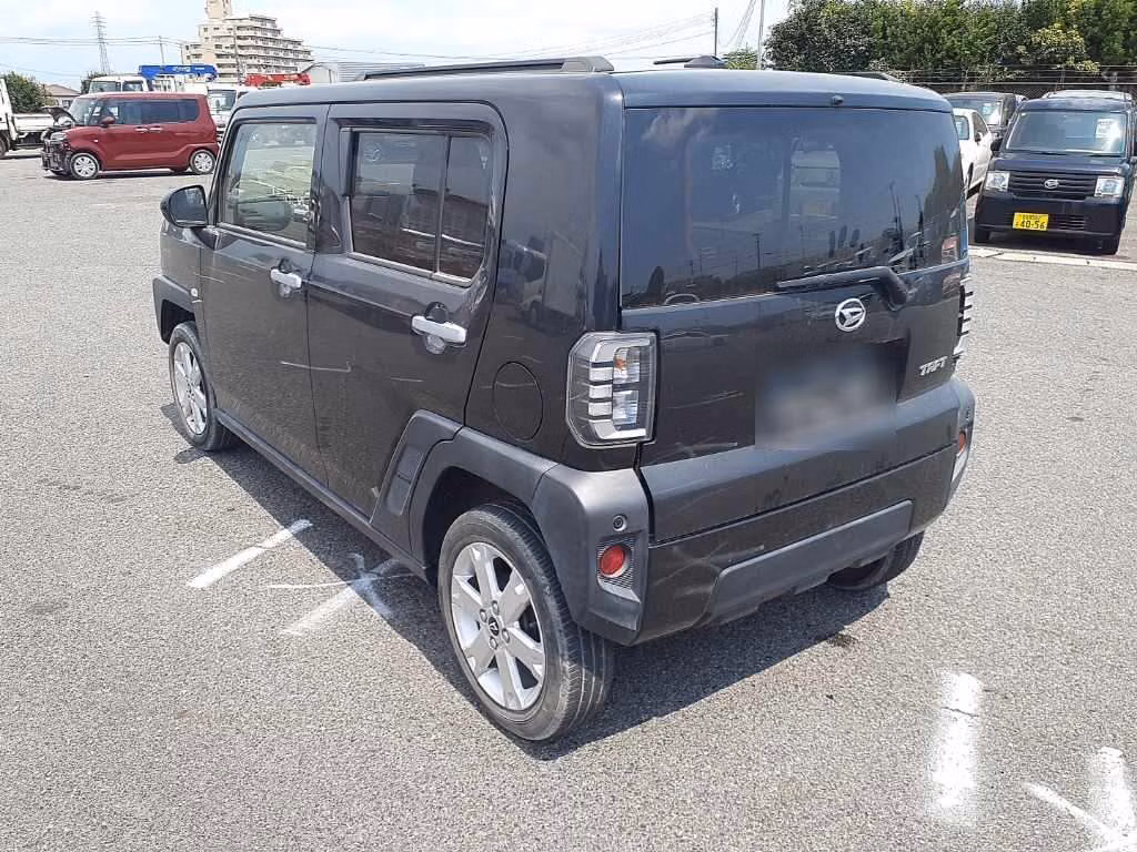 DAIHATSU TAFT