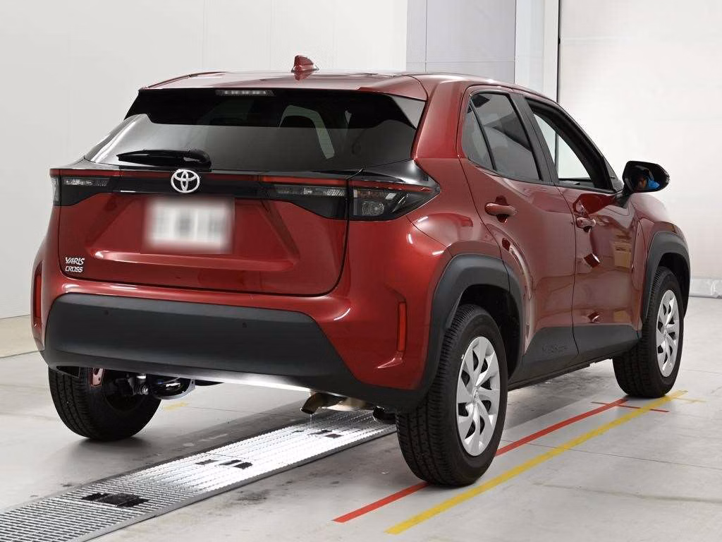 TOYOTA YARIS CROSS