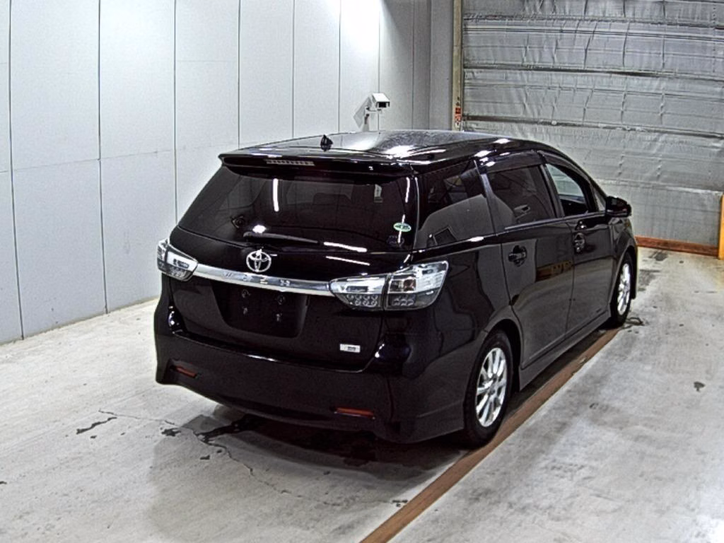 TOYOTA WISH