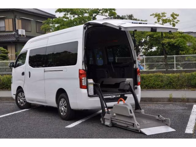 NISSAN NV350 CARAVAN