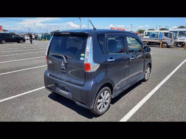MITSUBISHI EK CUSTOM