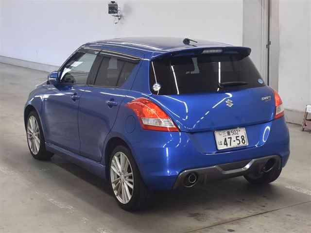 SUZUKI SWIFT