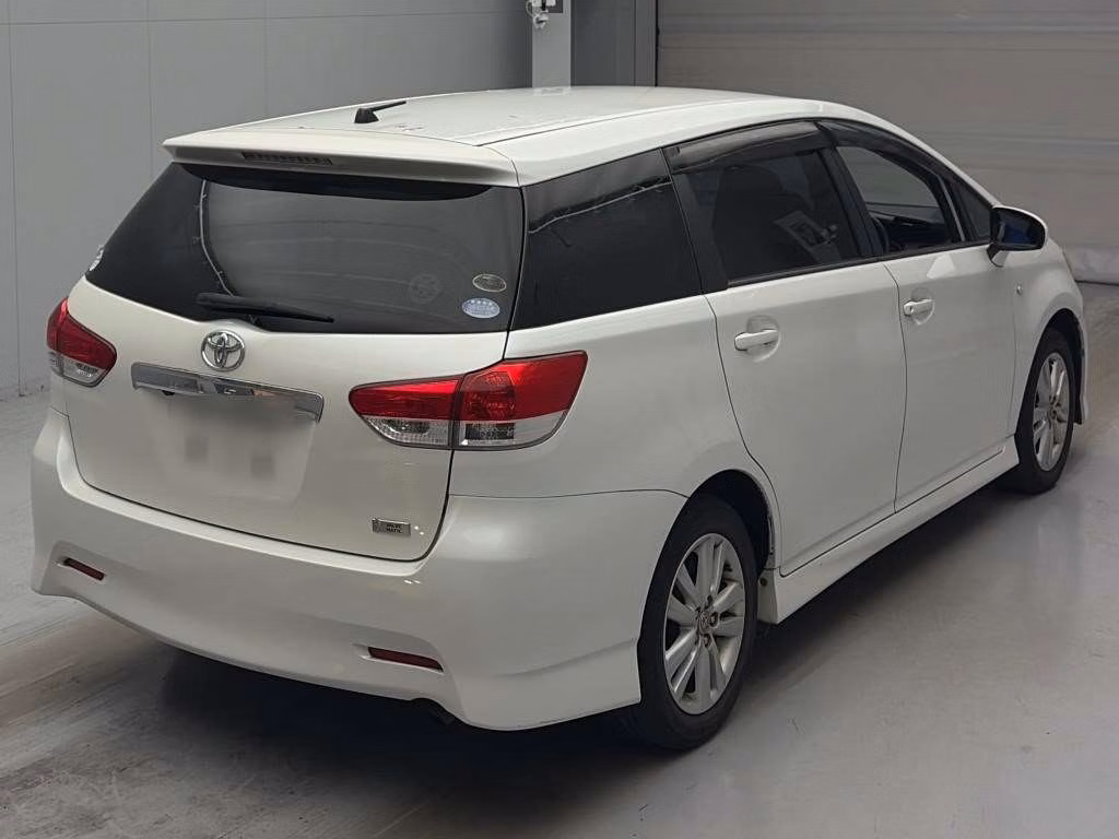 TOYOTA WISH