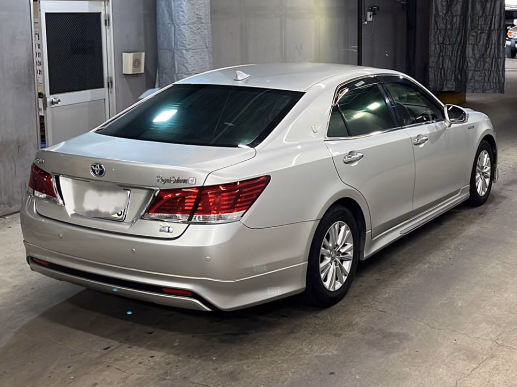 TOYOTA CROWN