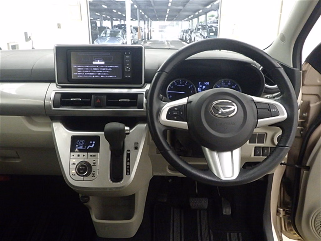 DAIHATSU CAST
