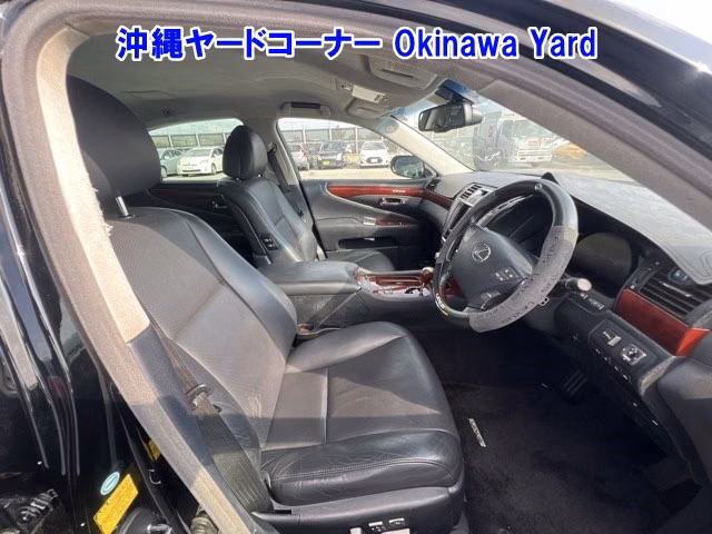LEXUS LS600H