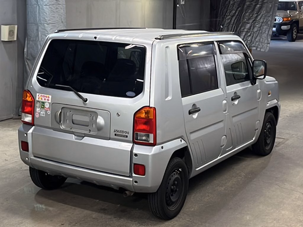 DAIHATSU NAKED