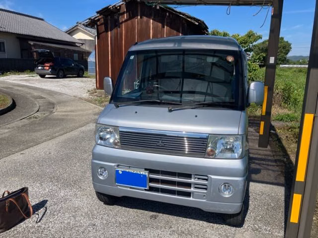 MITSUBISHI TOWN BOX