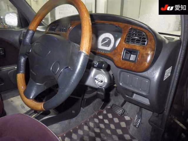 DAIHATSU MIRA GINO