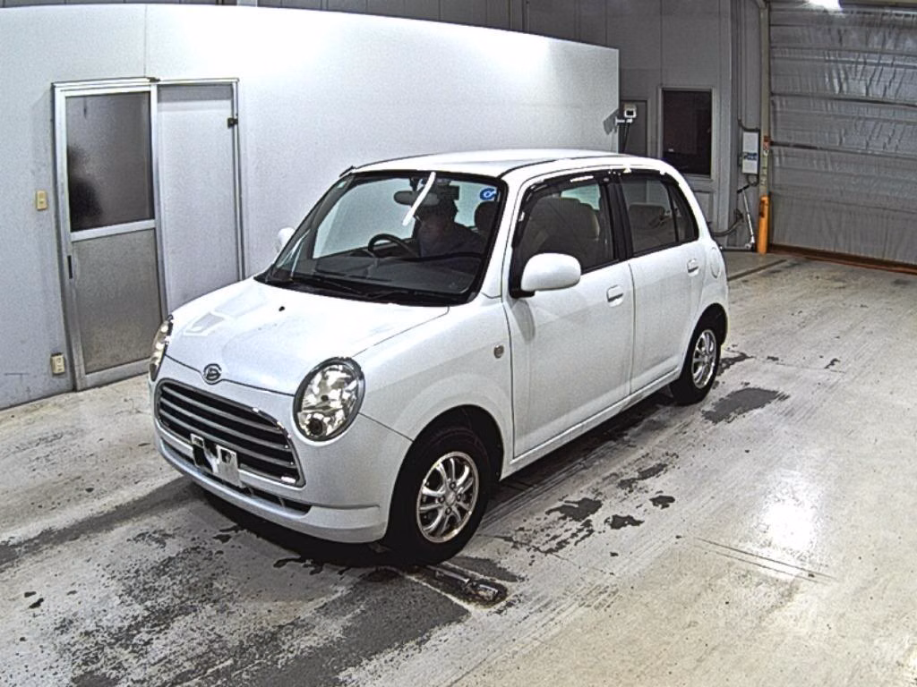 DAIHATSU MIRA GINO