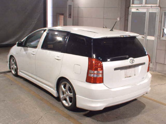 TOYOTA WISH