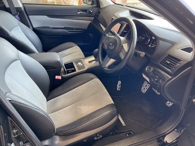 SUBARU LEGACY