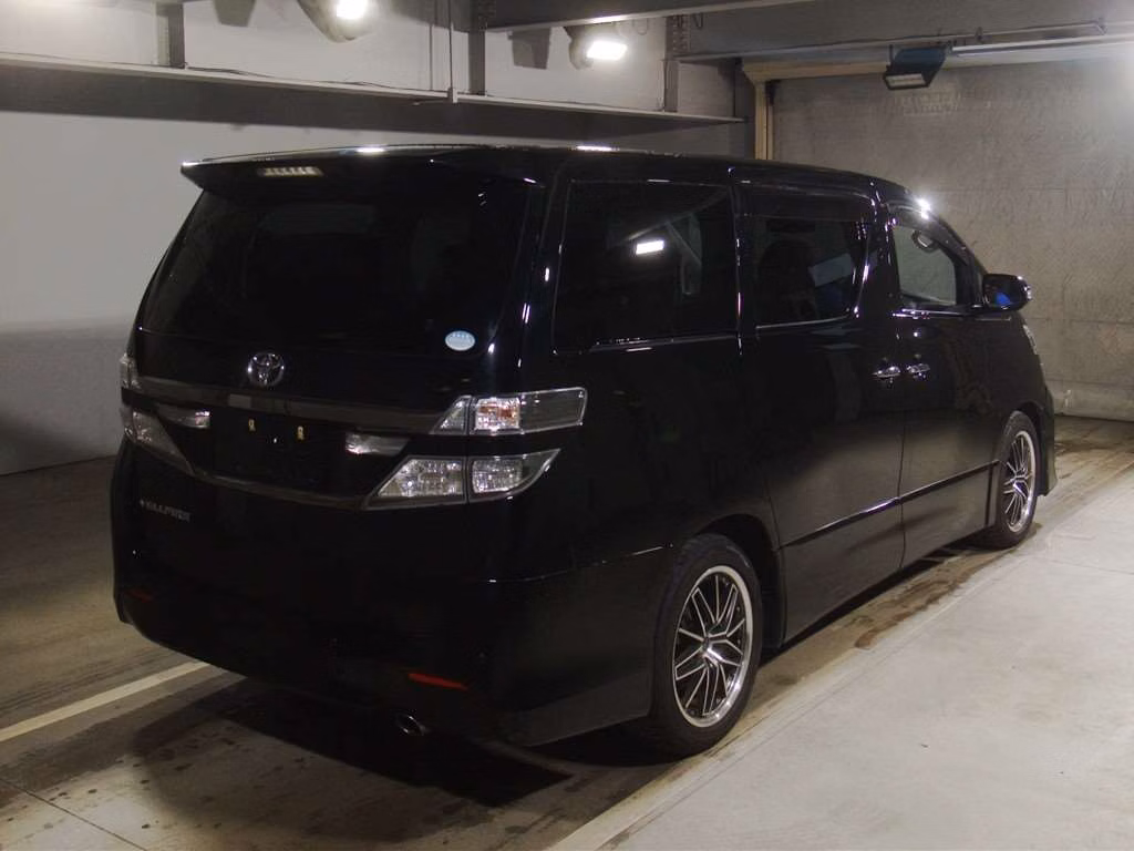 TOYOTA VELLFIRE