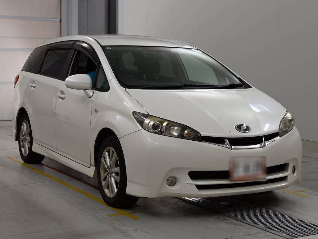 TOYOTA WISH