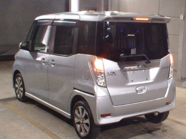 MITSUBISHI EK SPACE