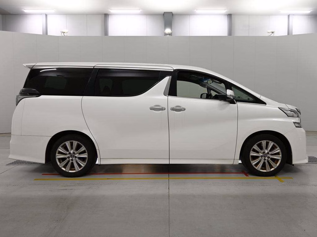 TOYOTA VELLFIRE