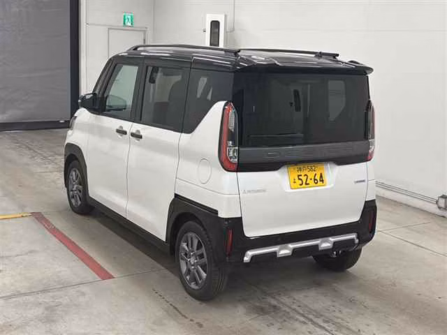 MITSUBISHI DELICA MINI