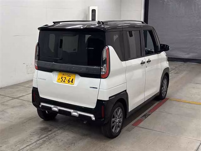 MITSUBISHI DELICA MINI