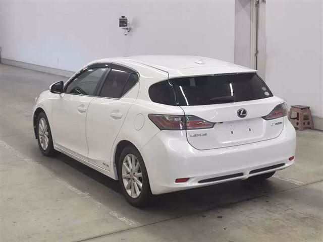LEXUS CT200H