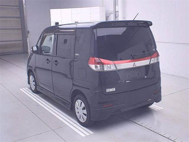MITSUBISHI DELICA D:2