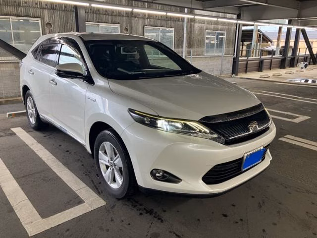 TOYOTA HARRIER