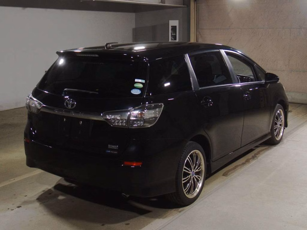 TOYOTA WISH