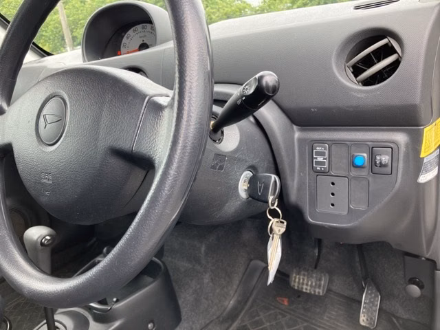 DAIHATSU ESSE