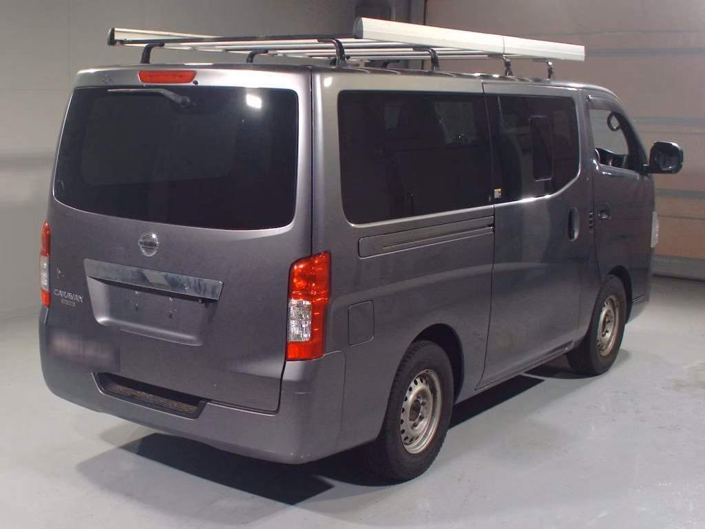 NISSAN NV350 CARAVAN