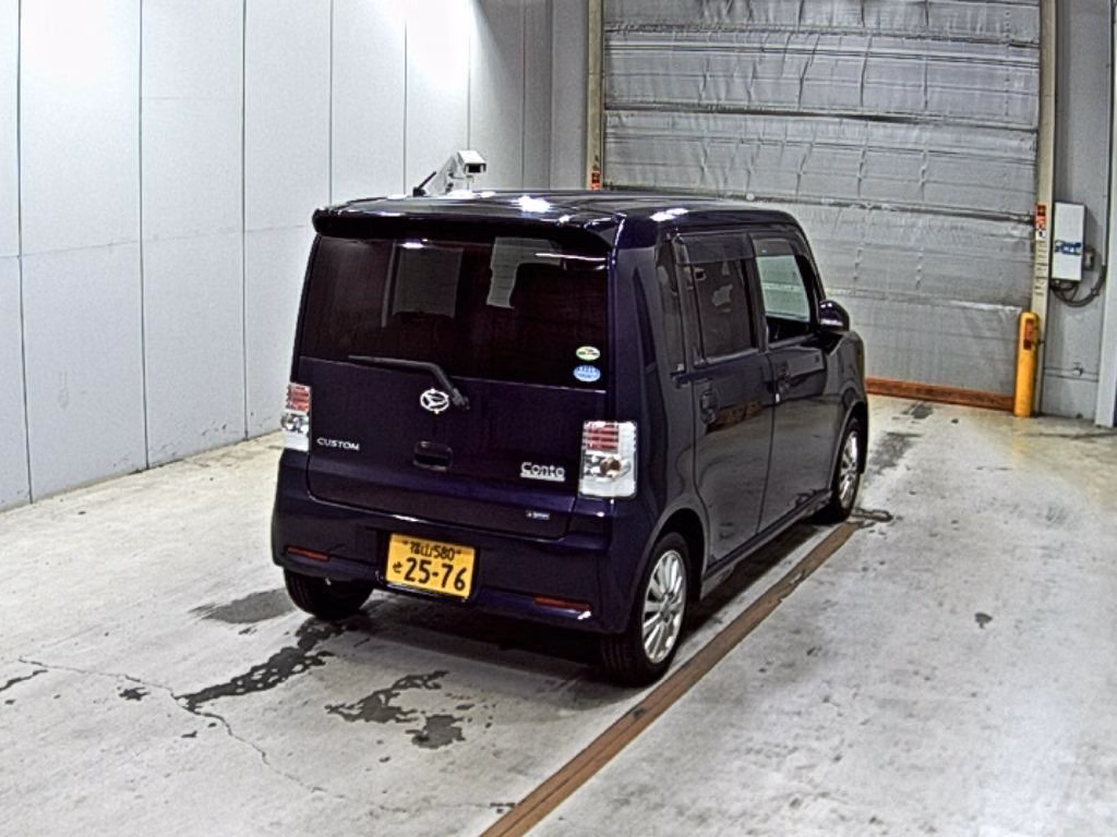 DAIHATSU MOVE CONTE