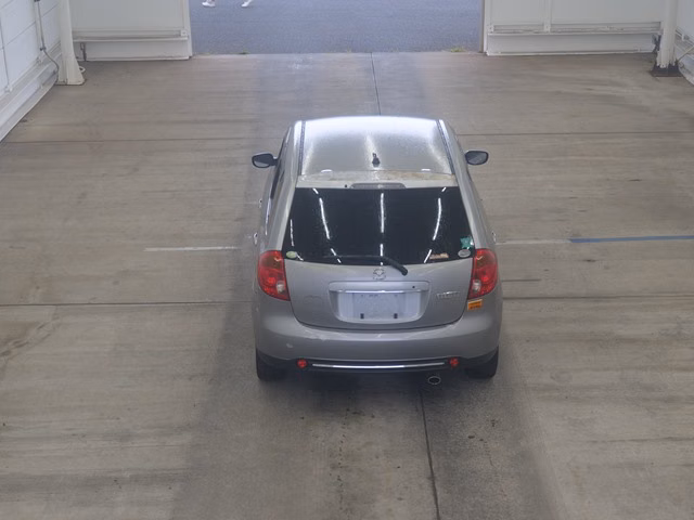 MAZDA VERISA