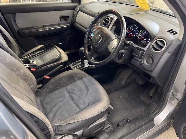 MAZDA VERISA
