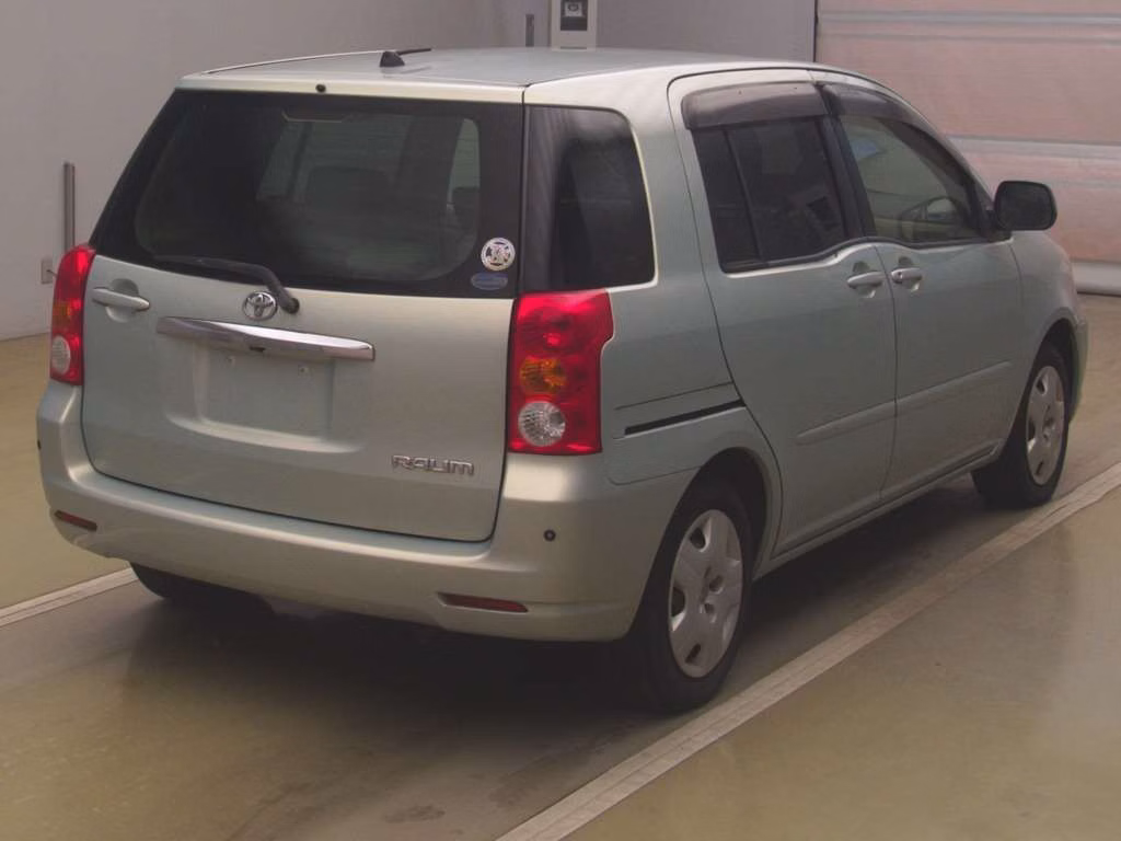 TOYOTA RAUM