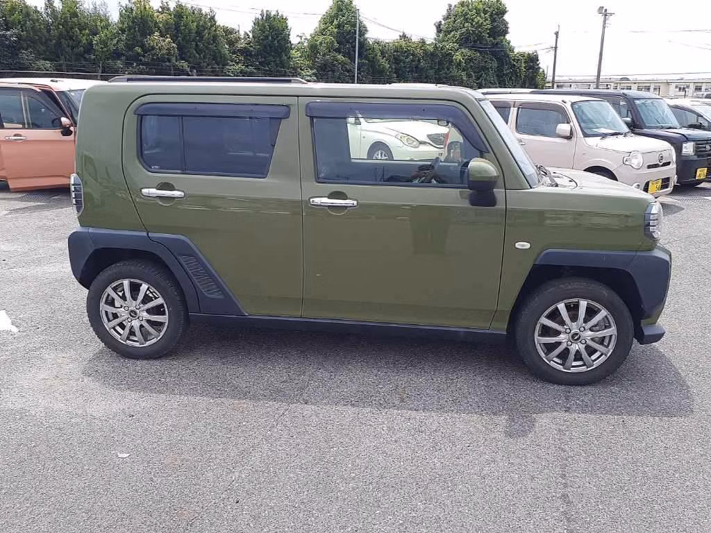 DAIHATSU TAFT