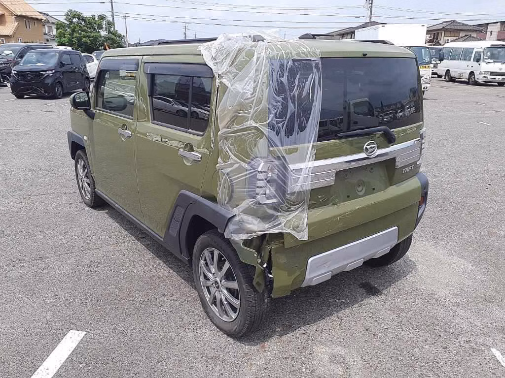 DAIHATSU TAFT