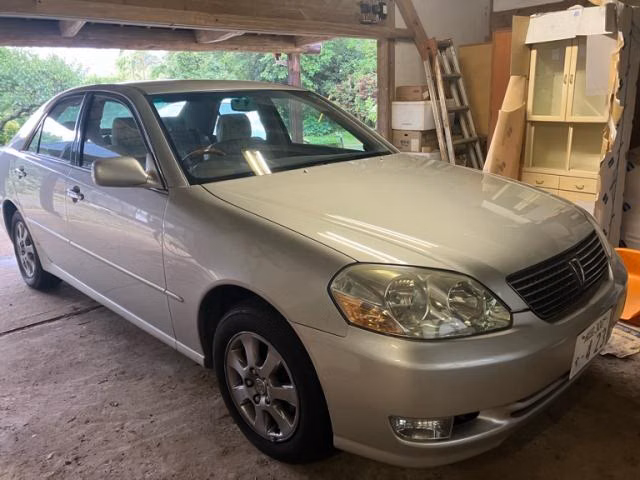 TOYOTA MARK II