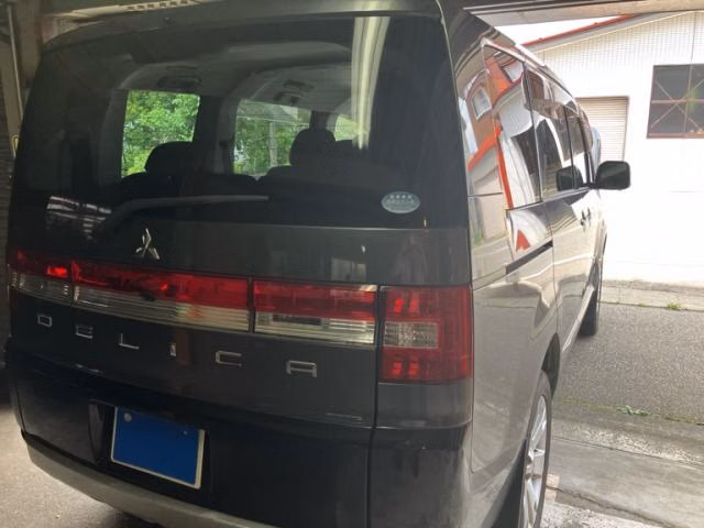 MITSUBISHI DELICA D:5