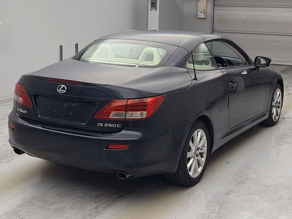LEXUS IS250