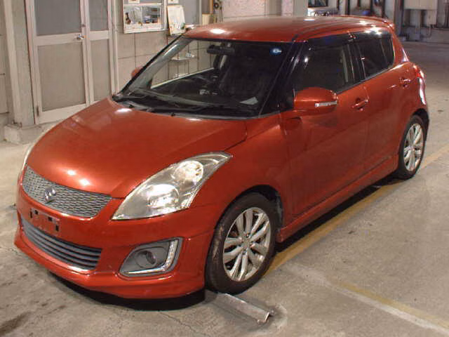 SUZUKI SWIFT