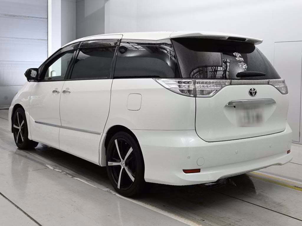 TOYOTA ESTIMA