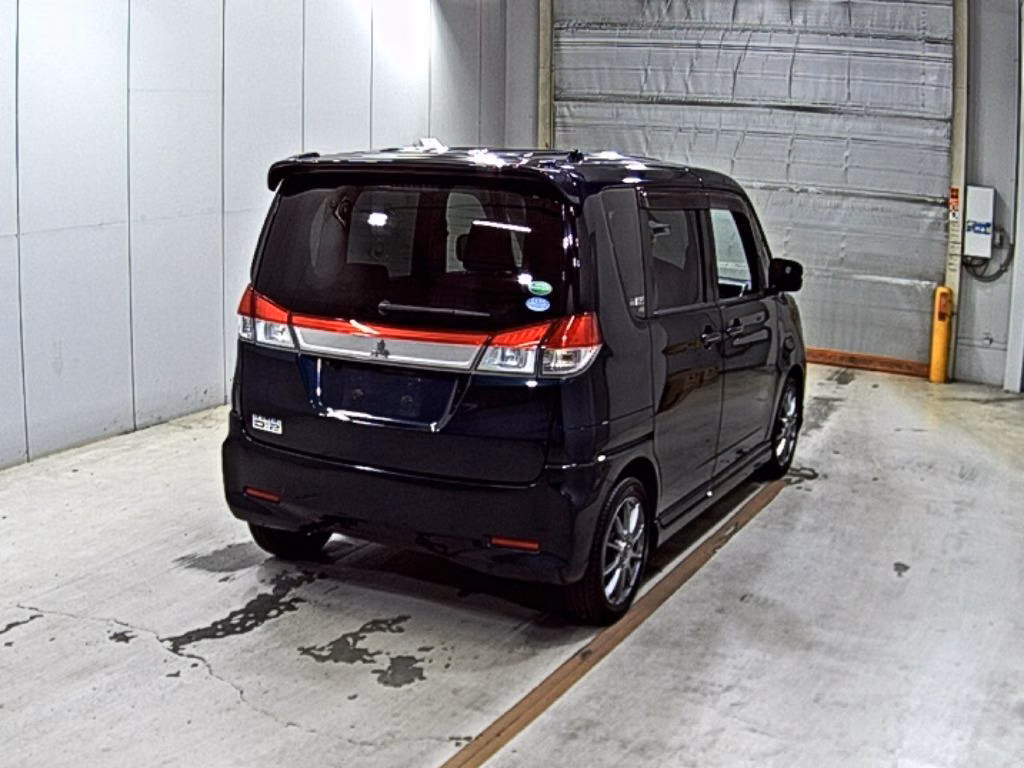 MITSUBISHI DELICA D:2