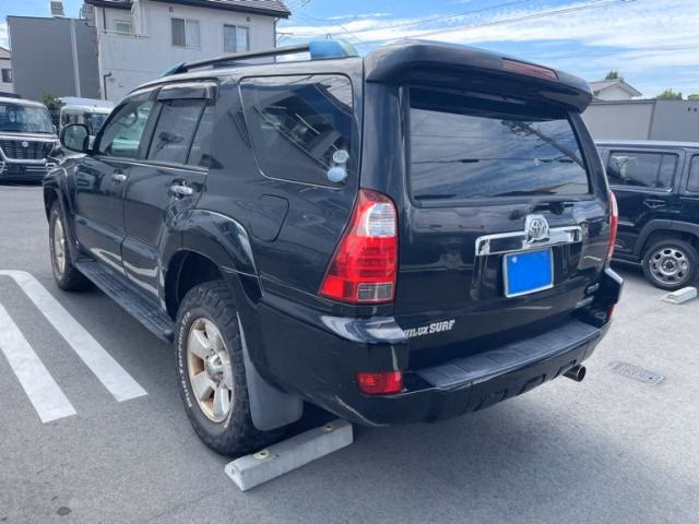 TOYOTA HILUX SURF