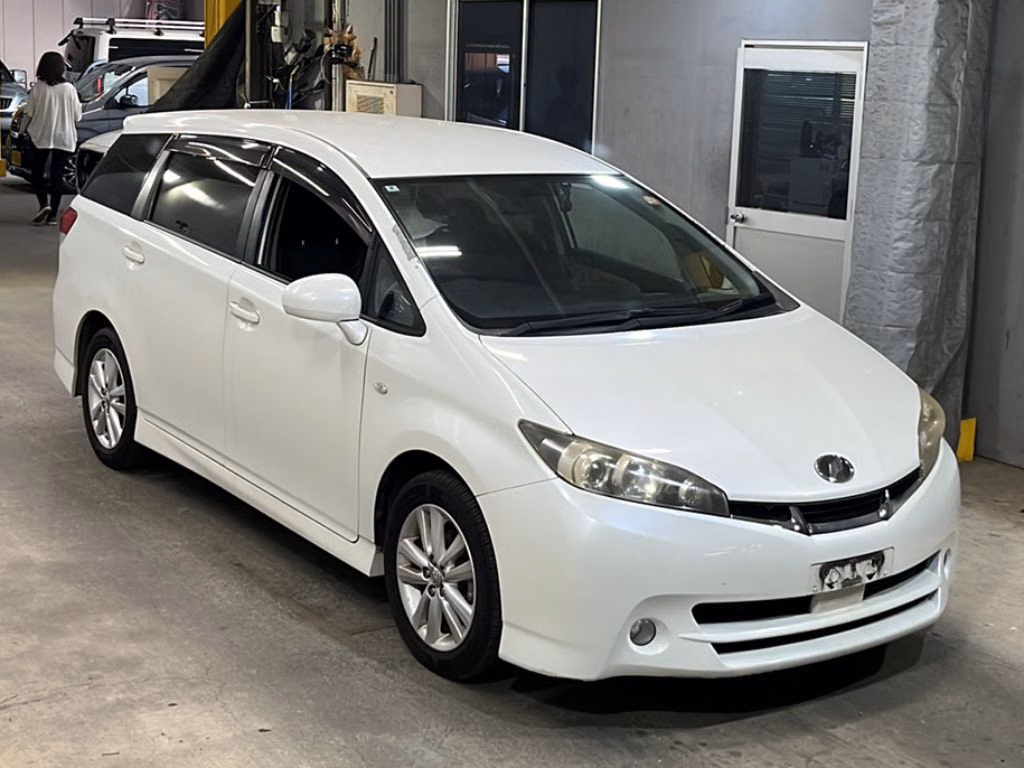 TOYOTA WISH