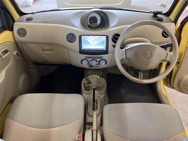 DAIHATSU ESSE