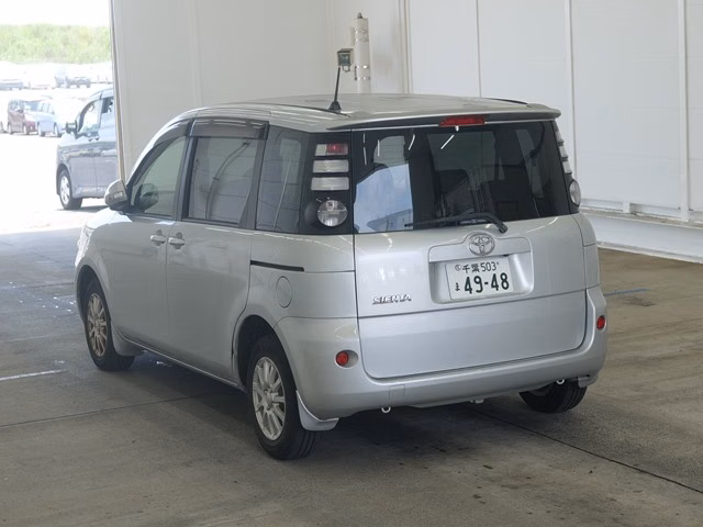TOYOTA SIENTA