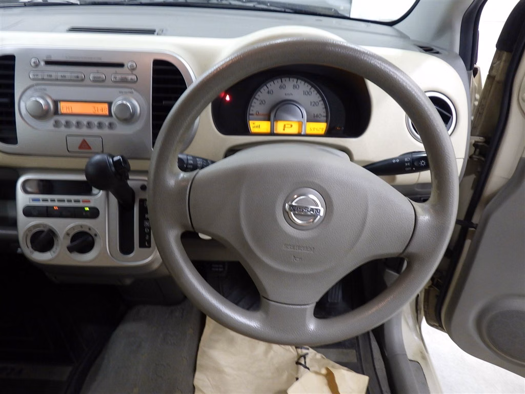 NISSAN MOCO